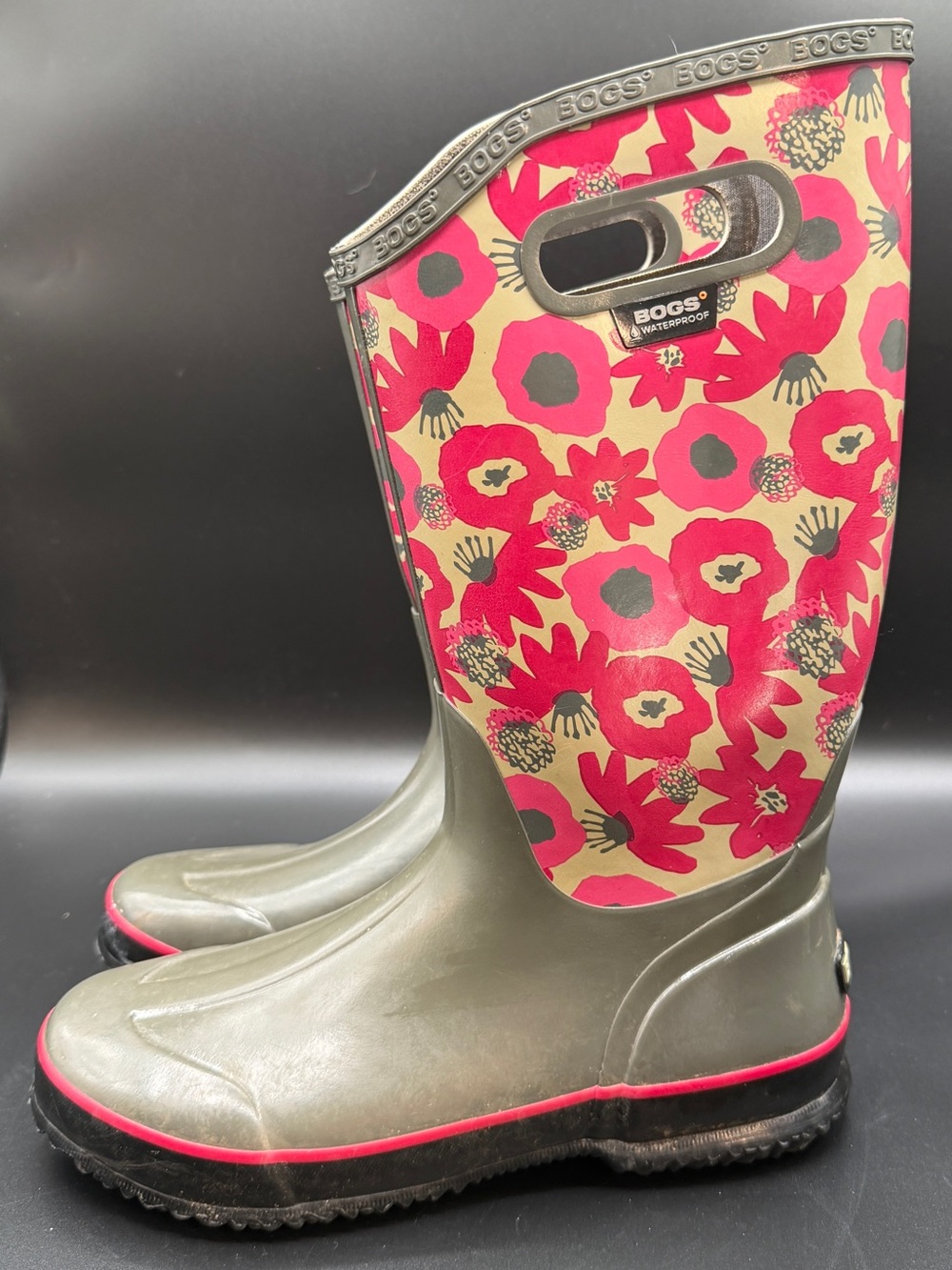 Bogs Women's 9 Olive Green & Pink Floral Tall Waterproof Rain & mud Boots